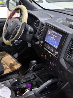 نيسان فرونتر